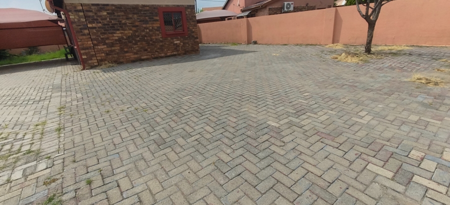3 Bedroom Property for Sale in Seraleng North West